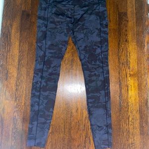 LULULEMON camouflage leggings, size 14
